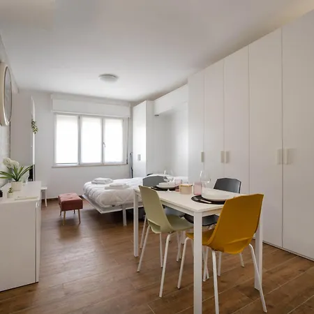 La Rondine - Monolocale Zona Centro *